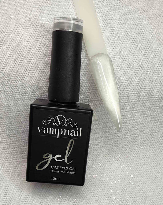 Vamp Cat's Eye Satin - VCE09 Moonveil